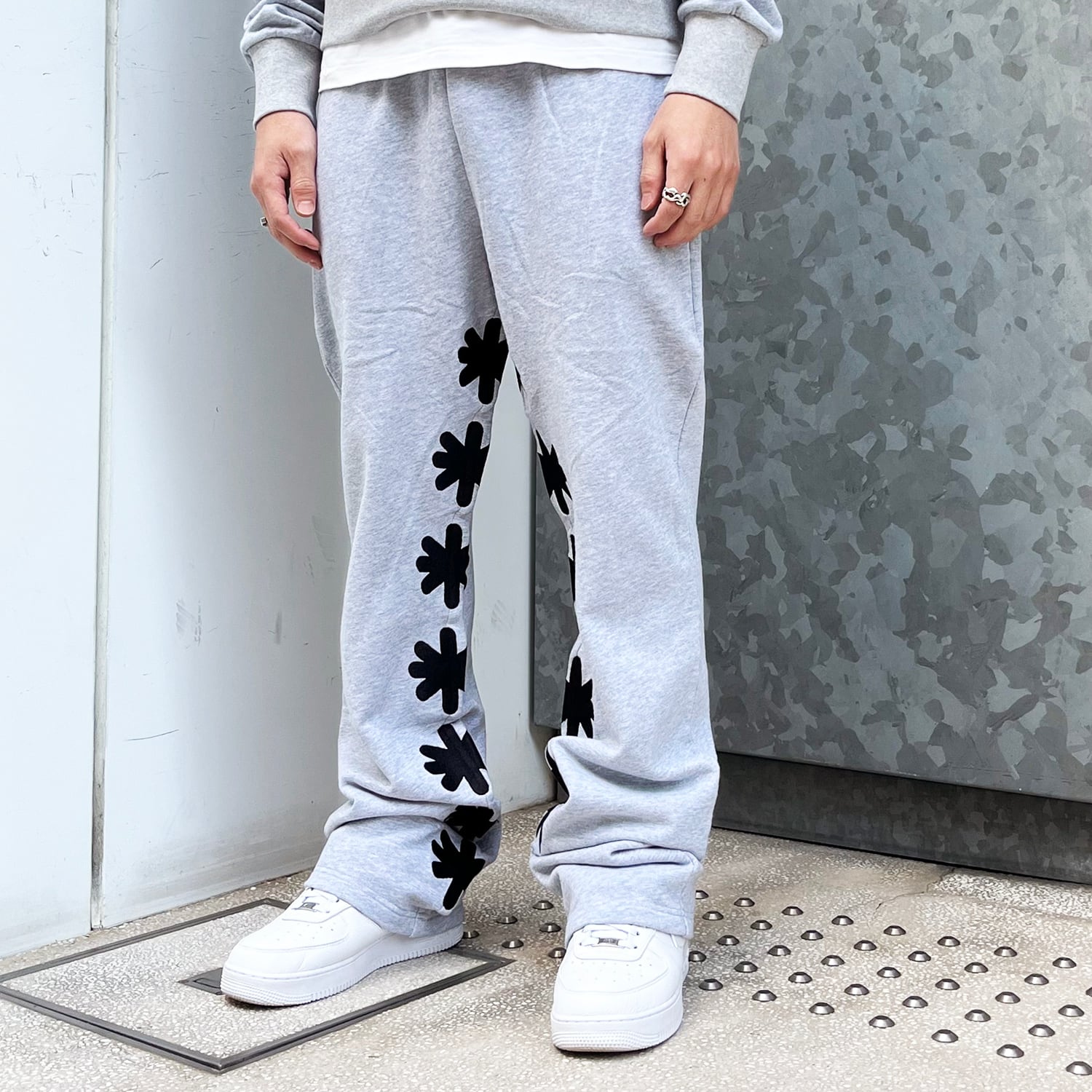 LOSTSHDWS / OG SUN LOGO SWEATPANT | HOLICK