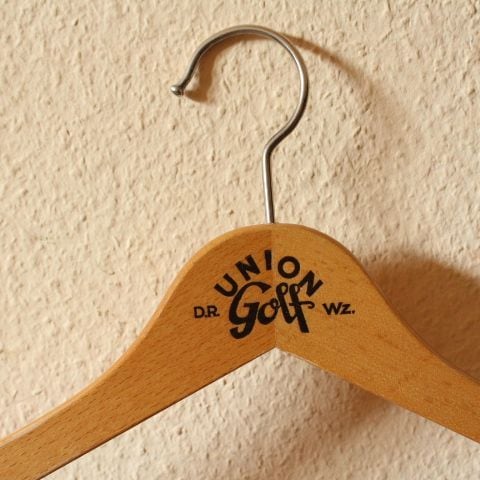 ドイツ ヴィンテージ木製ハンガーUNION Golf | .usagi