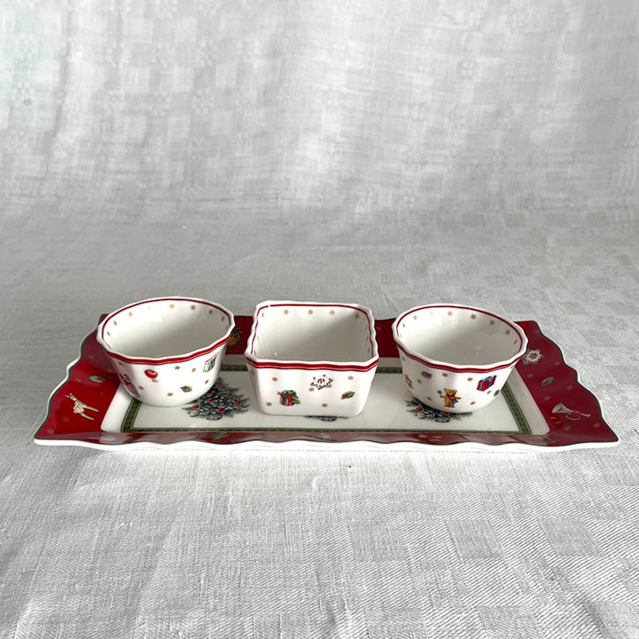 ビレロイ＆ボッホ　ノエル　クリスマスプレートと小ボール3個セット　ディップボウル　Toys Delight　箱付き 12twdt13