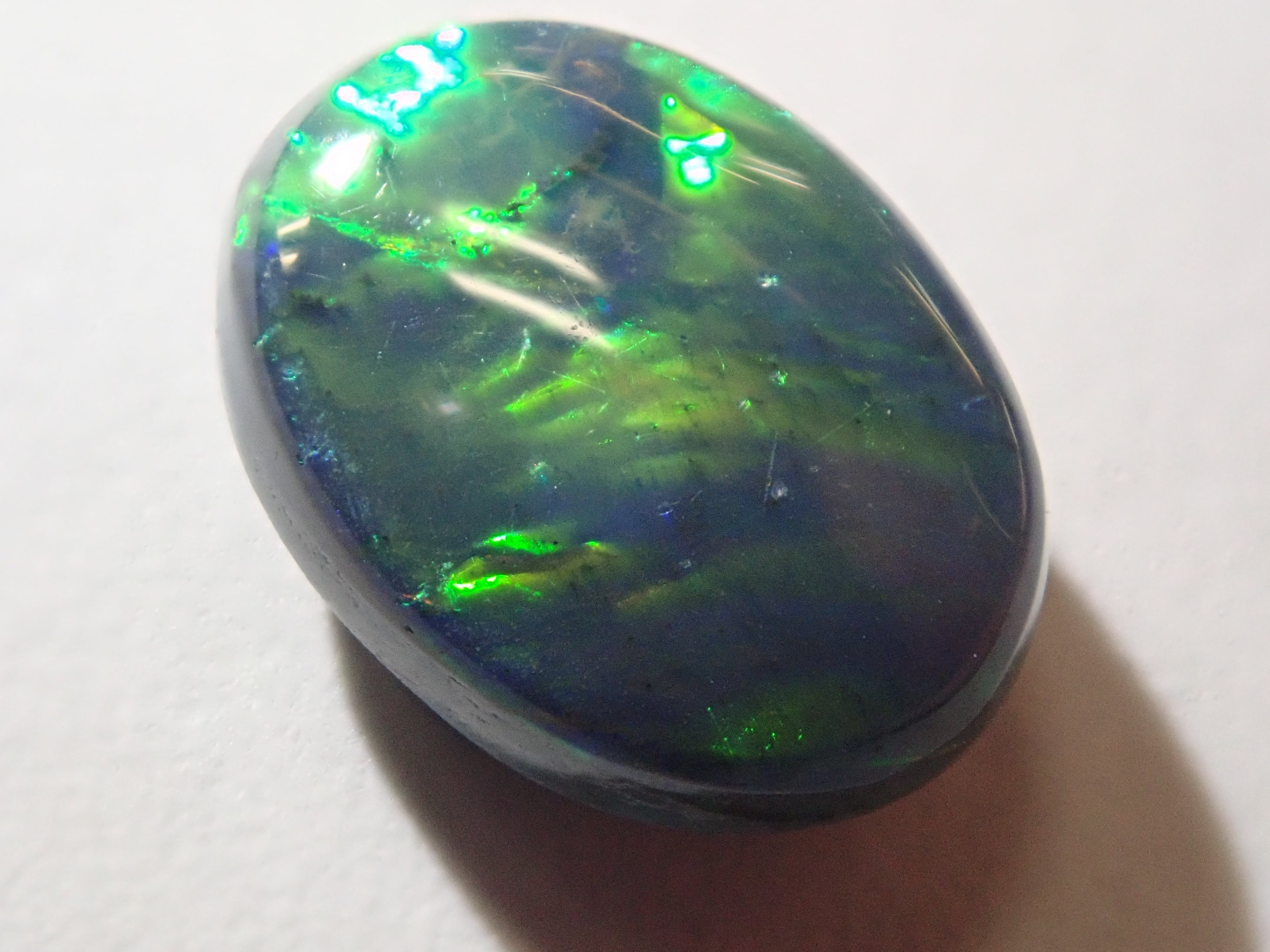 オーストラリア産ブラックオパール 1.600ct | Gem Shop Urcaguary