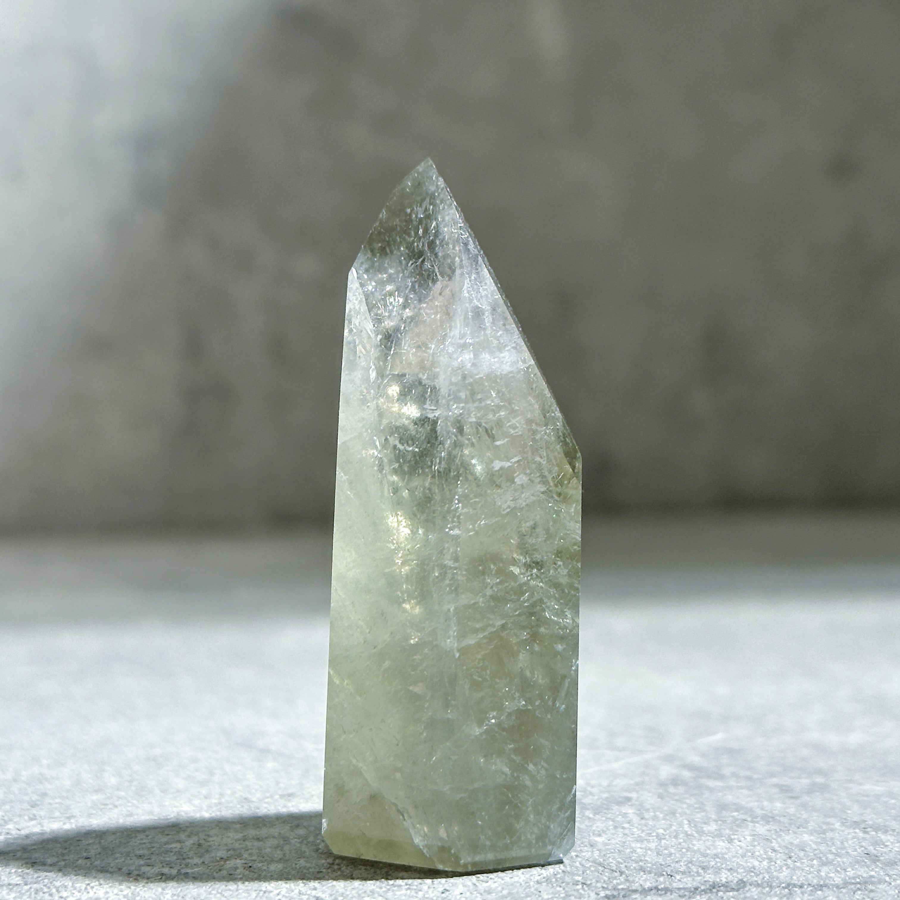 非加熱◎バイーア産グリーンアメジスト タワー03◇Green Amethyst