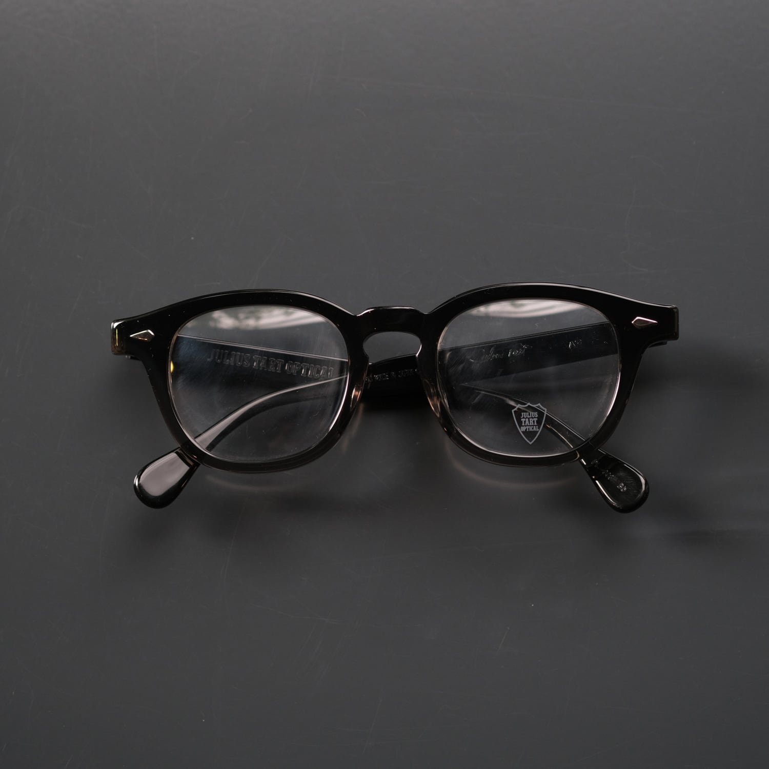 JULIUS TART OPTICAL】AR 48□22 - DARK BLACK FADE (LARGE) | SEESAW