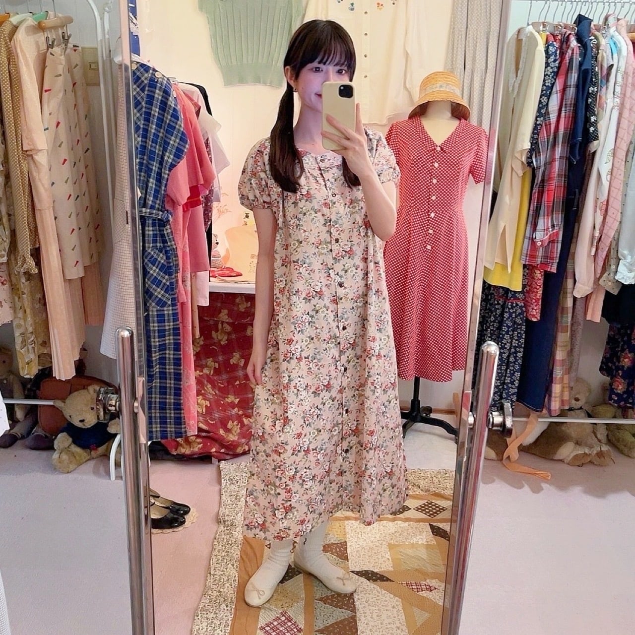 dahlia and rose gather sleeve one-piece