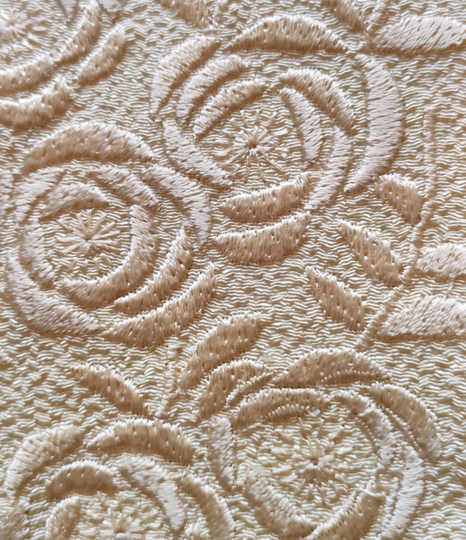 らみーページ☆　訪問着　アンティーク　正絹　薔薇　刺繍 ホワイトワーク 薔薇刺繍レースボネ - 薔薇と天使のアンティーク