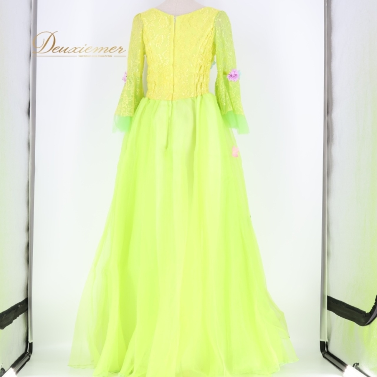 パーティドレス ワンピース ドレス グリーン系 イエロー系 ドニャヴィストーサ Da Vistosa 黄緑 黄色 花柄 レース 発表会 演奏会 パーティ ダンス ロングドレス 大人用ドレス カラフル パーティー用 コスチューム