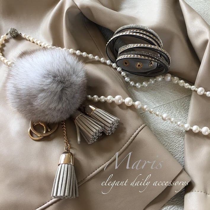 ツモリチサト 新品 リアルファー ボンボン アクセサリー 希少 タッセル付きリアルファーボンボンチャーム | Maris Online shop