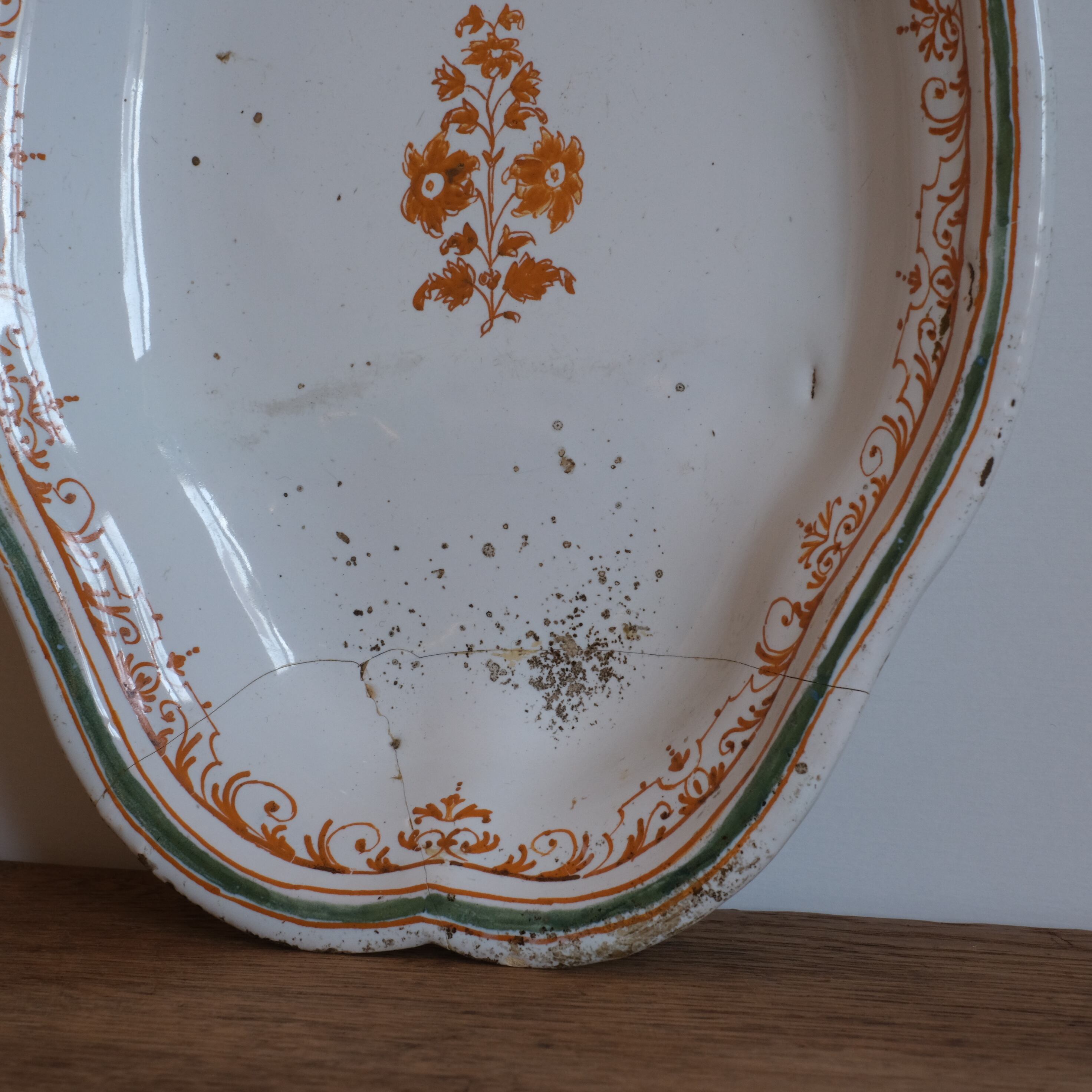 Moustiers / antique plate | blanche0523