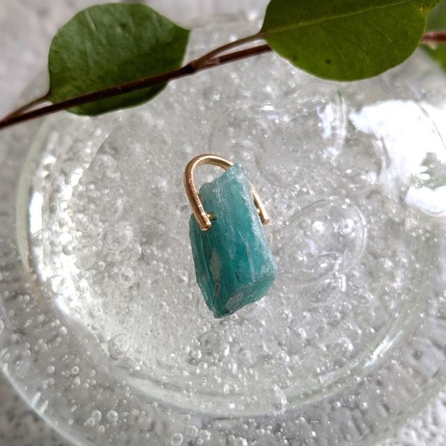 希少⭐️エメラルド原石⭐️金運UPに エメラルド原石ペンダント/K18 Raw Emerald Pendant | toritoritori