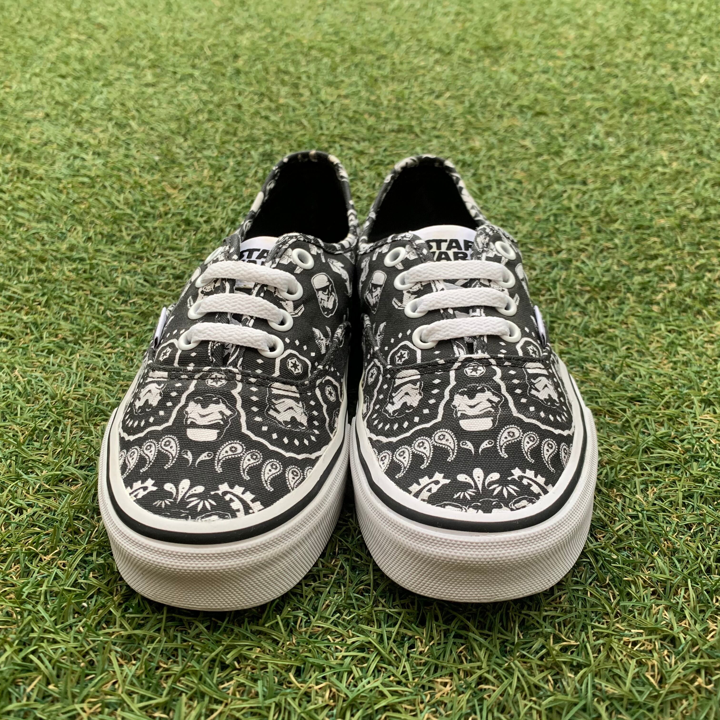 VANS AUTHENTIC STORMTROOPER BANDANA