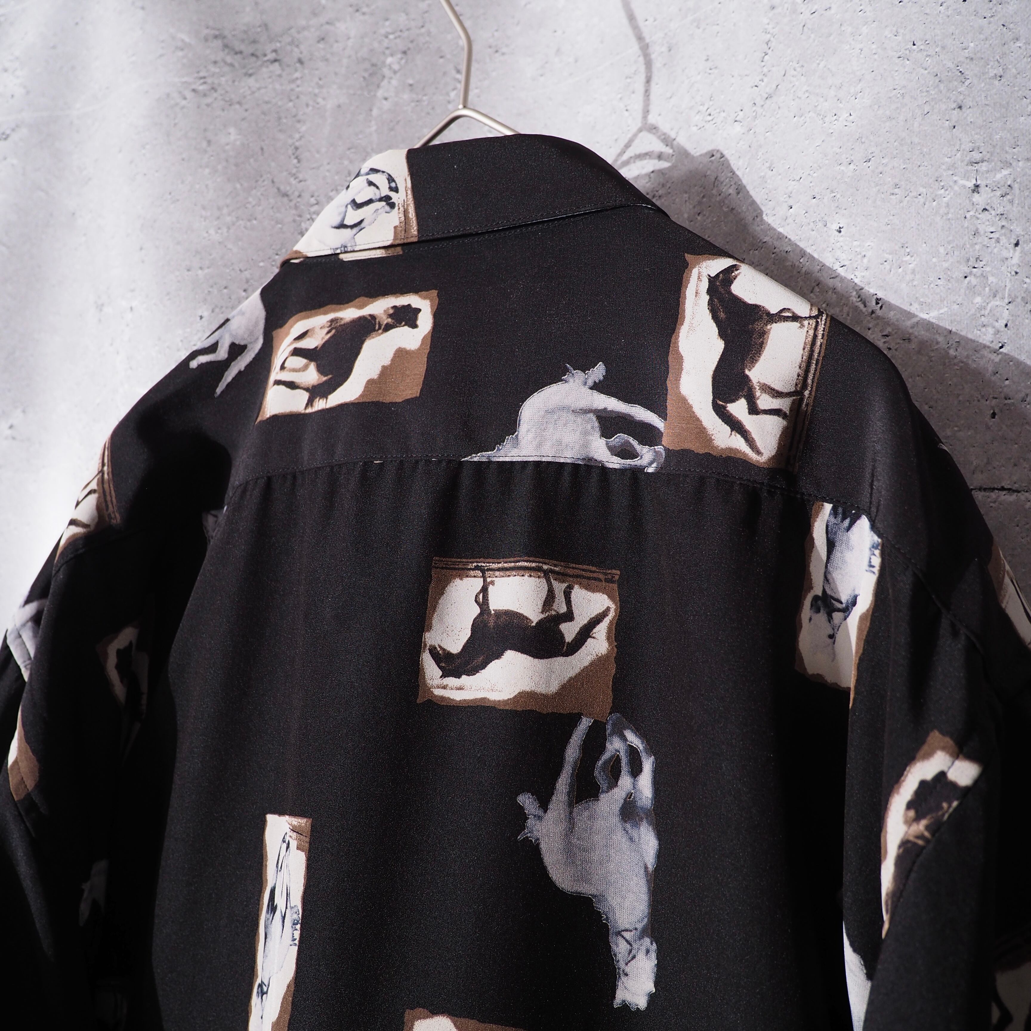 Horse animal printed black box silhouette drape shirt