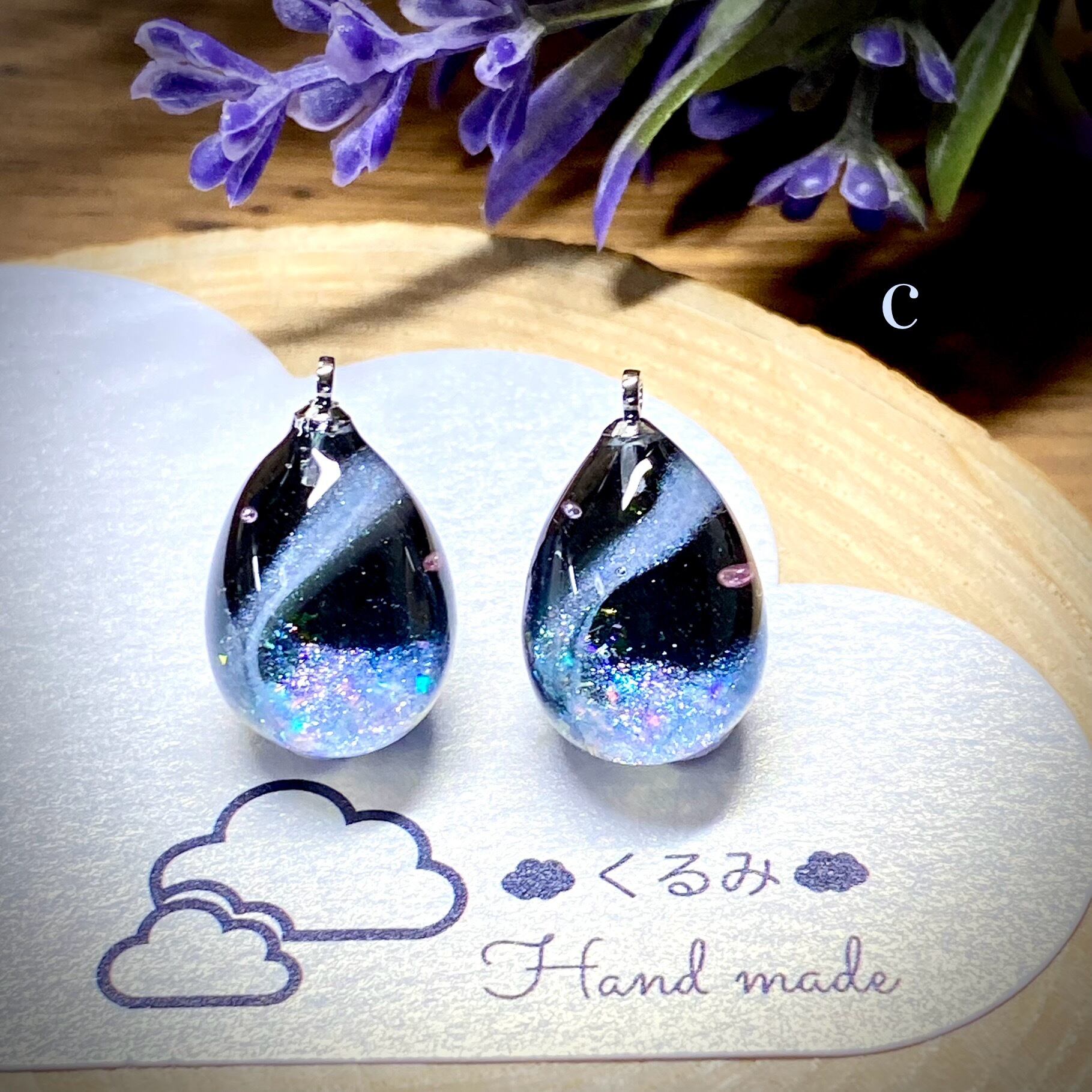 レジンピアス イヤリング 天の川 たまご型 16×12mm c