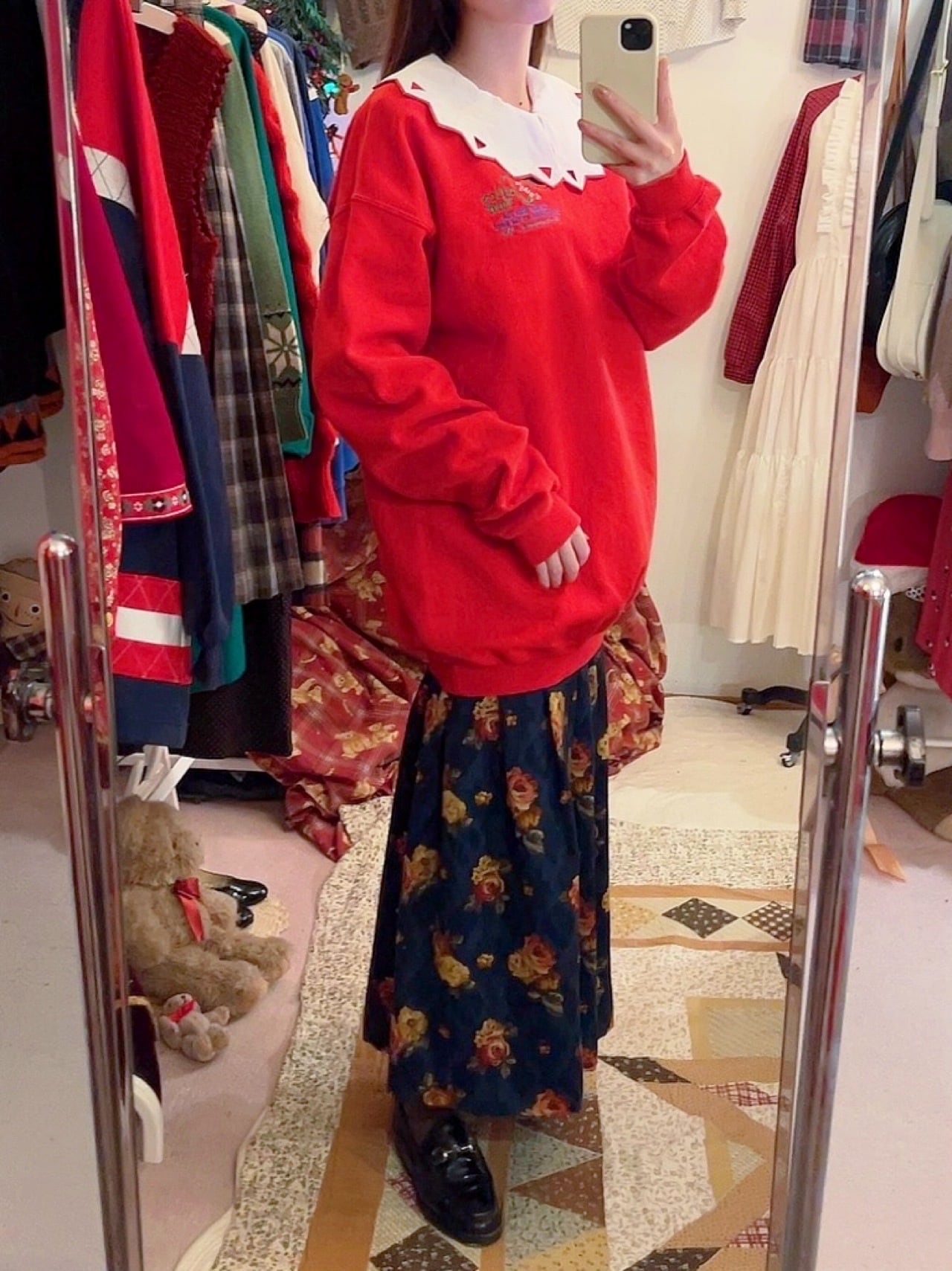 red heavy weight sweat