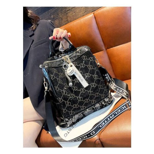 バッグ  レディース  ショルダーバッグ  リュック  ハンドバッグ  2WAY  ファスナータイプ  高級感  エレガント  シック  ストラップ付き  スタイリッシュ