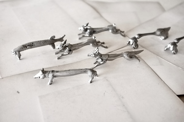 30s フランス 黙想する動物たちとアールデコ的カトラリーレスト うさぎさんb アンティーク