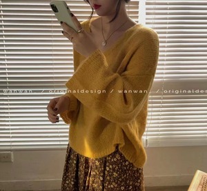 Vネックニット　AJ2085-772