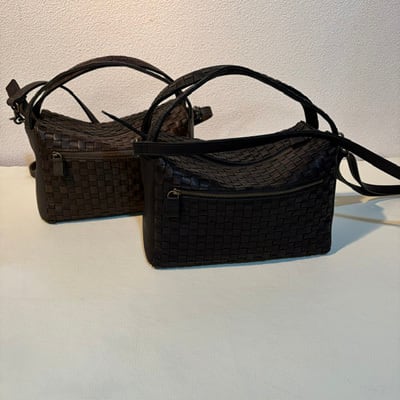 次回入荷分より値上げになります。 B.stuff ボックスシルエット2WAYバッグ(小)