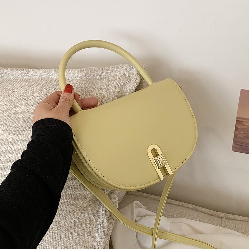 サマーレッド 夏物 メッセンジャーバッグ サドルバッグ シートバッグ 手作りハンドバック4072217744