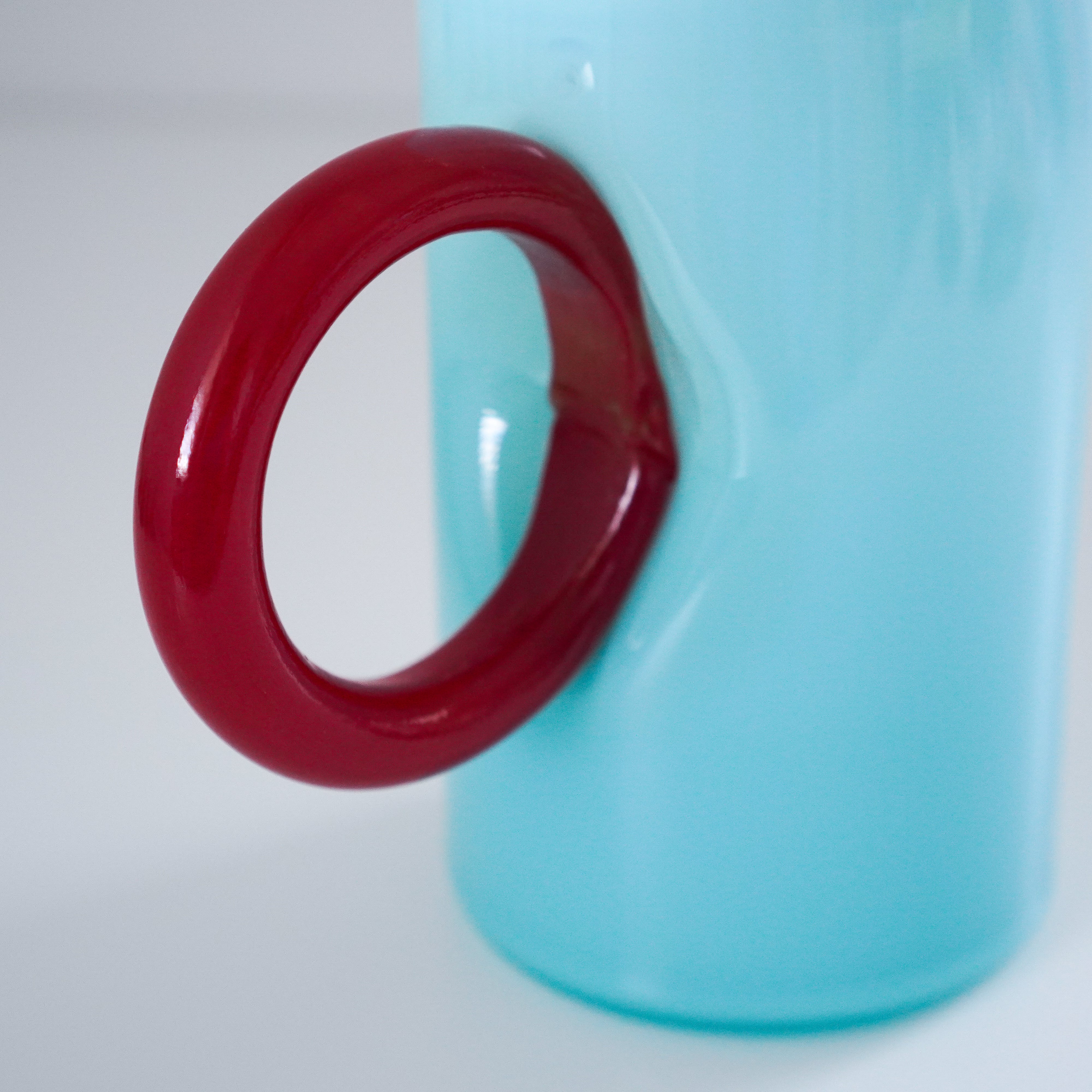 ぽわにえ carafe blue×red【長町 三夏子】 | kulukka