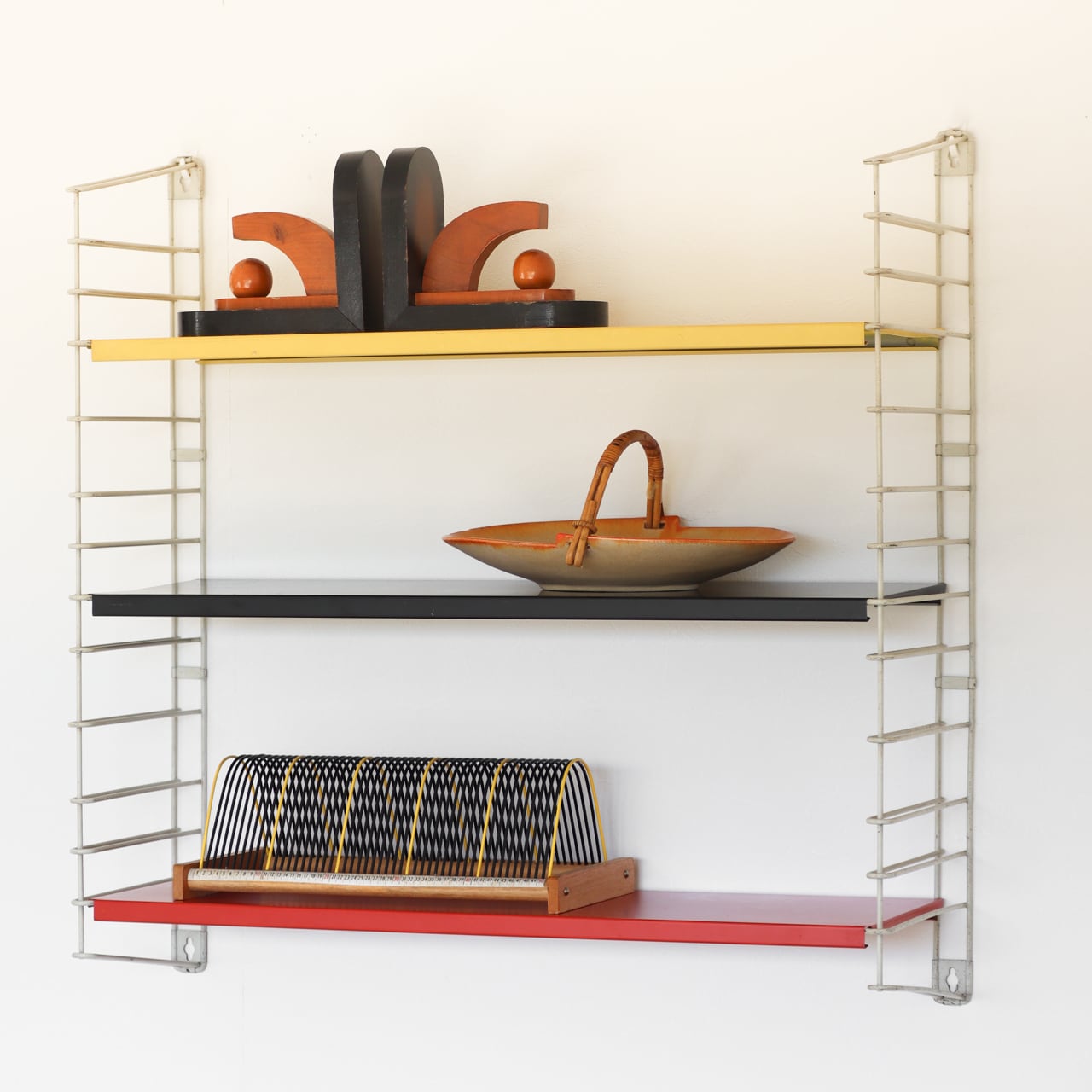 TOMADO WALL SHELF | Adrian Dekker | 1960s | vintage shop AM/PM