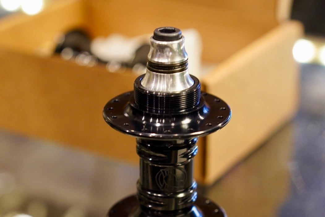 PROFILE RACING TRACK HUB SET ブラック | Counter Attraction