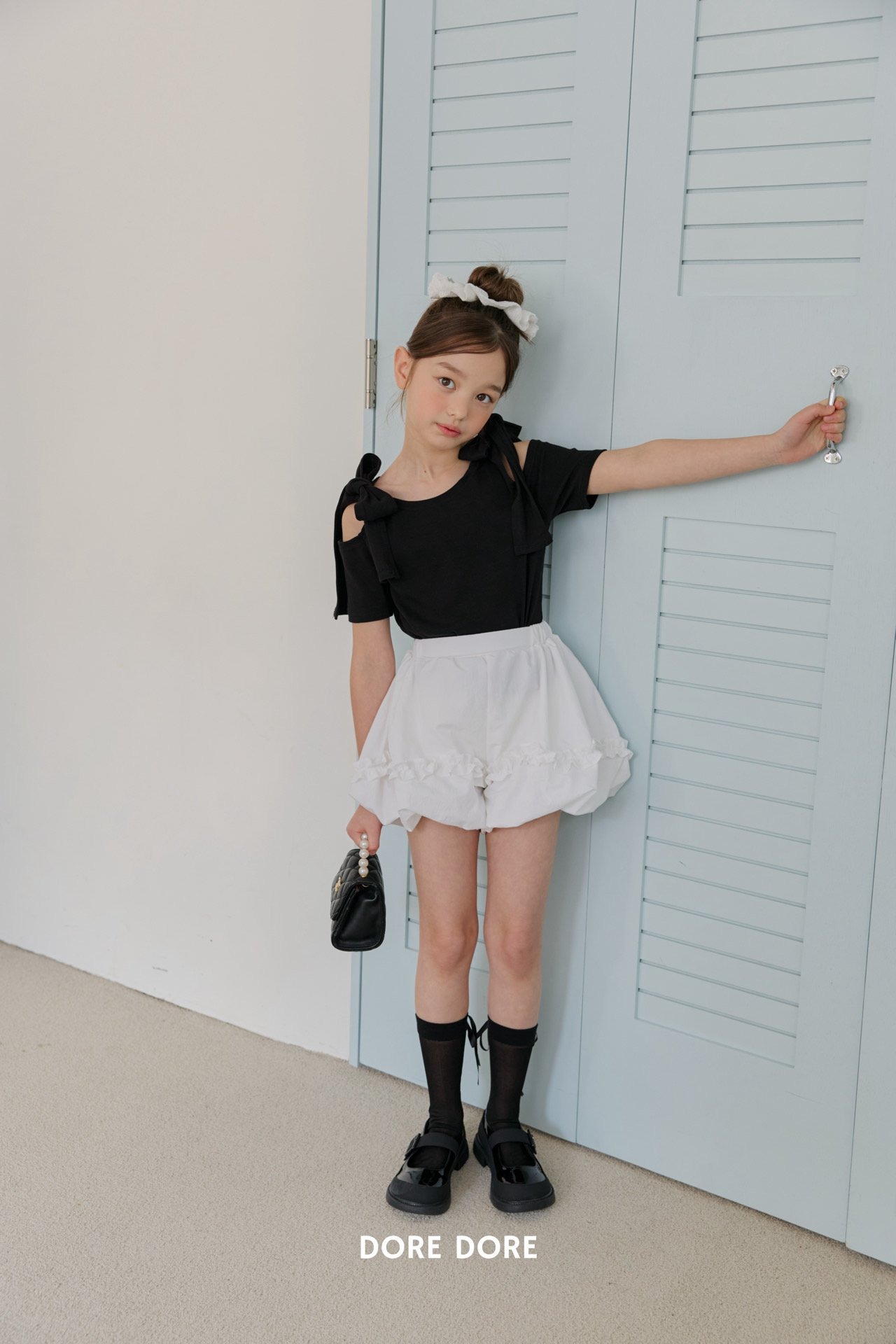 [DOREDORE] Ribbon off-shoulder top (13/15) / [도레도레] 리본오프숄더티 (13/15)