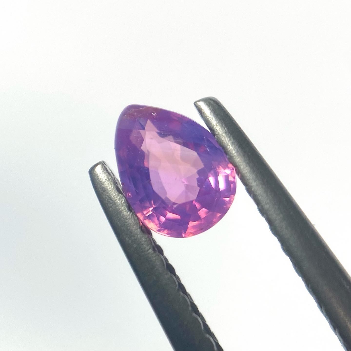 隠れゼブラ ピンクサファイア