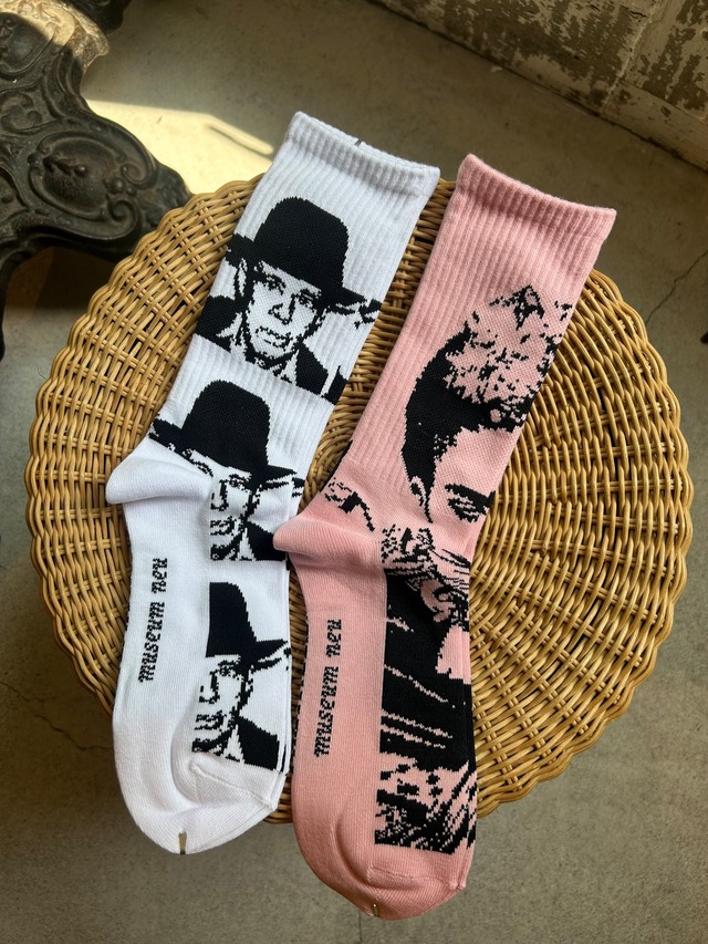 museum neu    socks