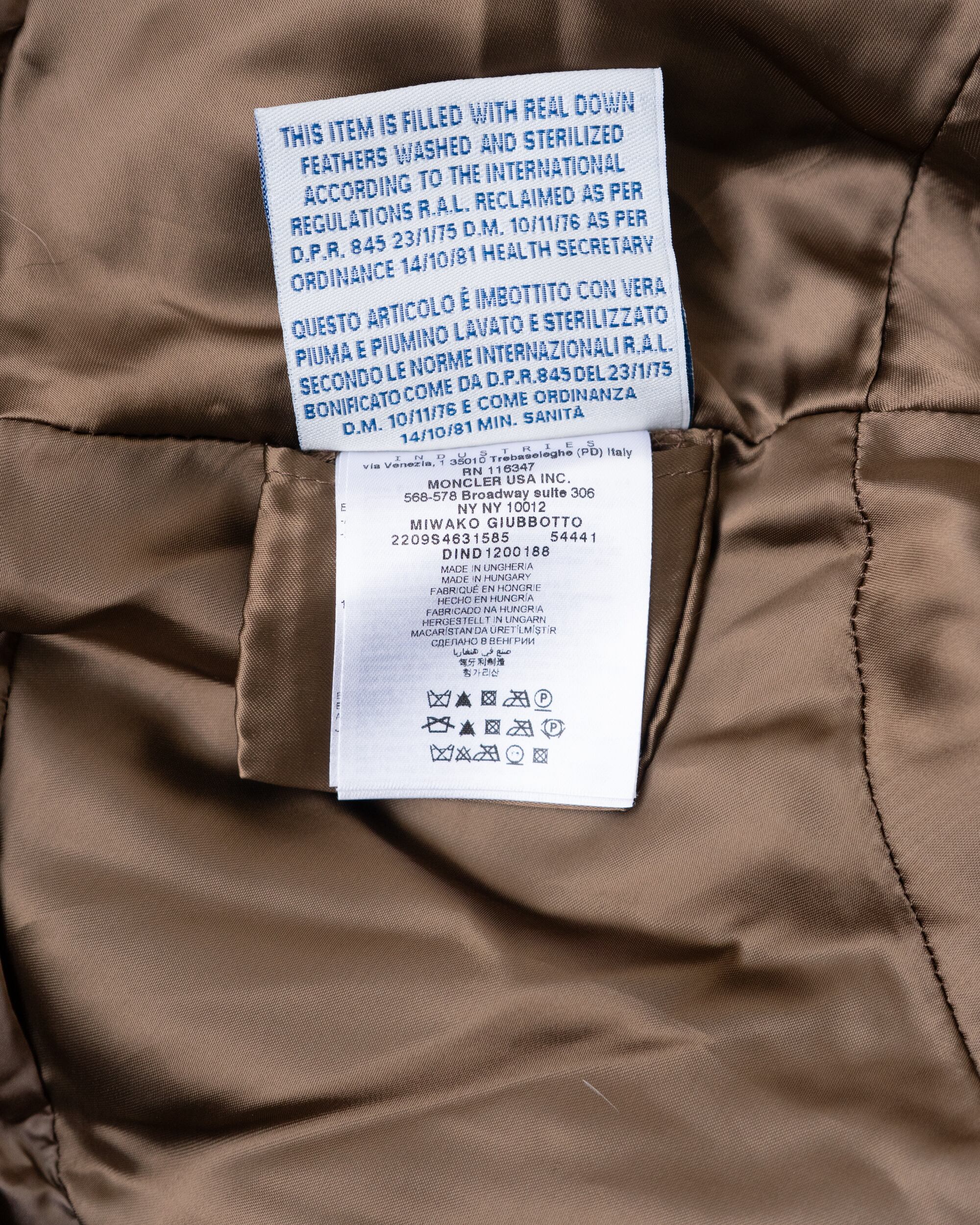 MONCLER × sacai 〉MIWAKO Down jacket | Re:STATION STORE