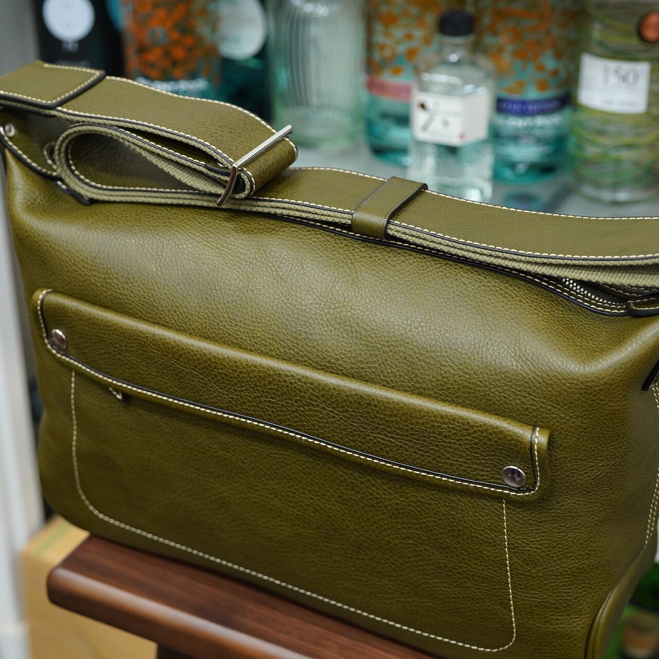 ル・ボナー パパスショルダー ミネルバボックス オリーバ | CIRCLE