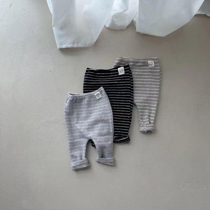【BABY】韓国風 ボーダー柄レギンス