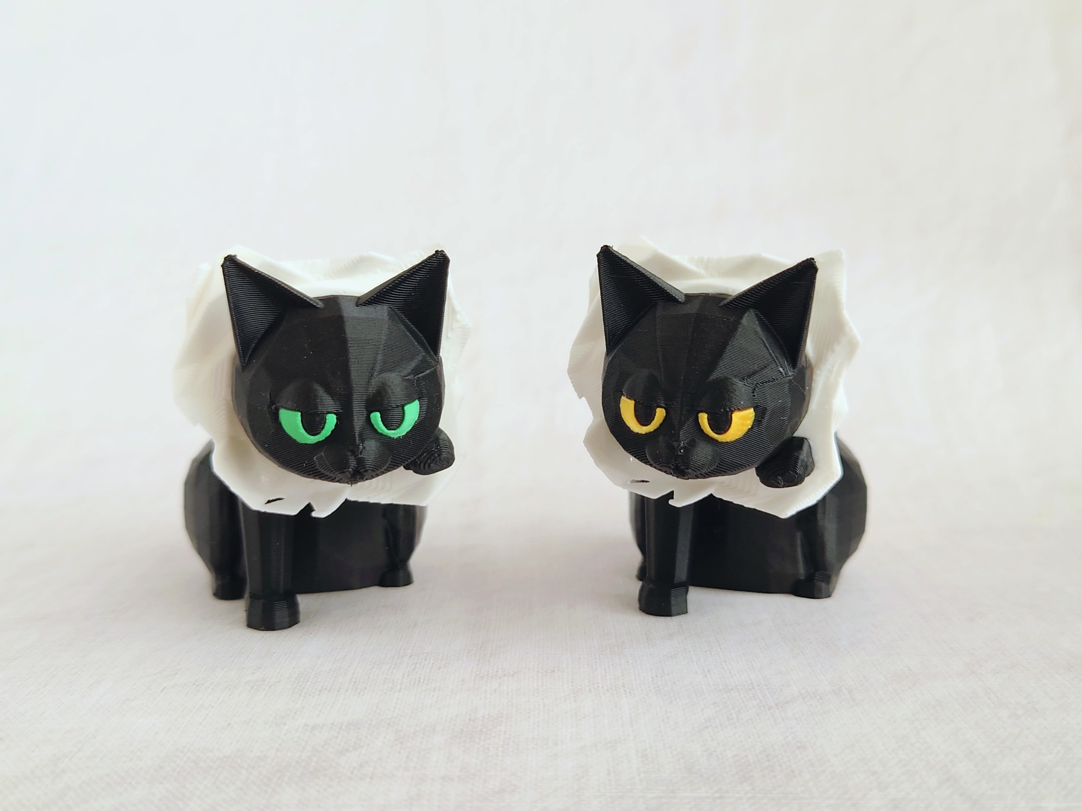 穴あき風猫メモスタンド | 猫社謹製