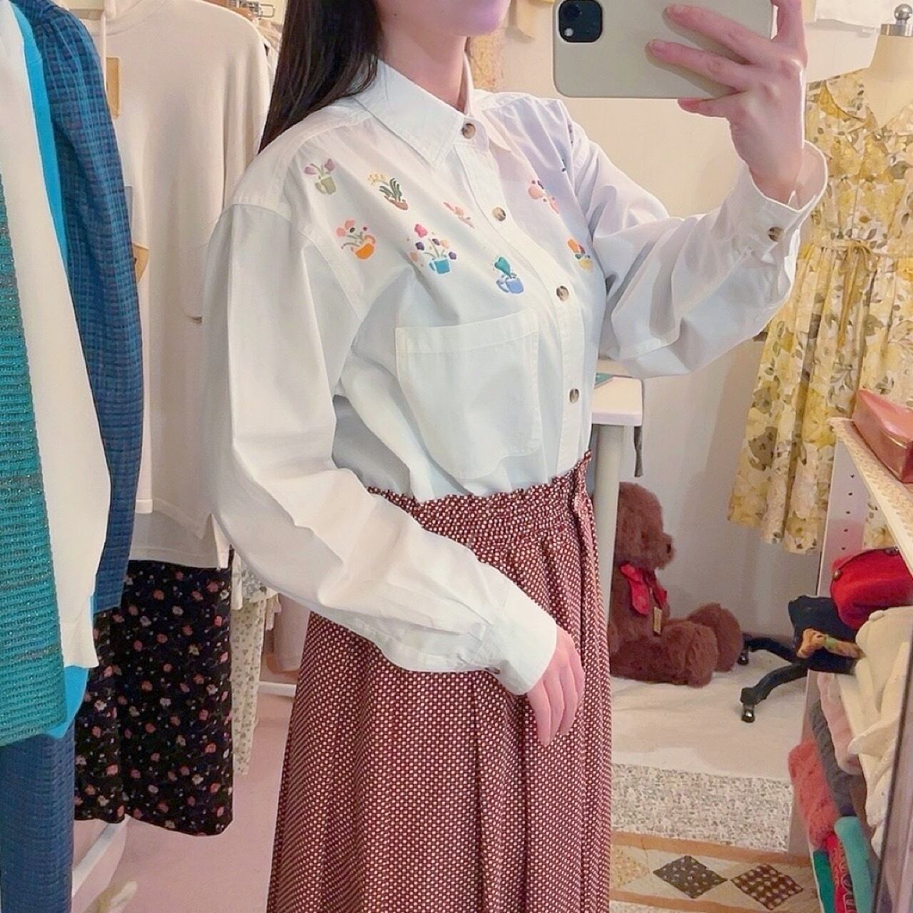 colorful mini flower white blouse