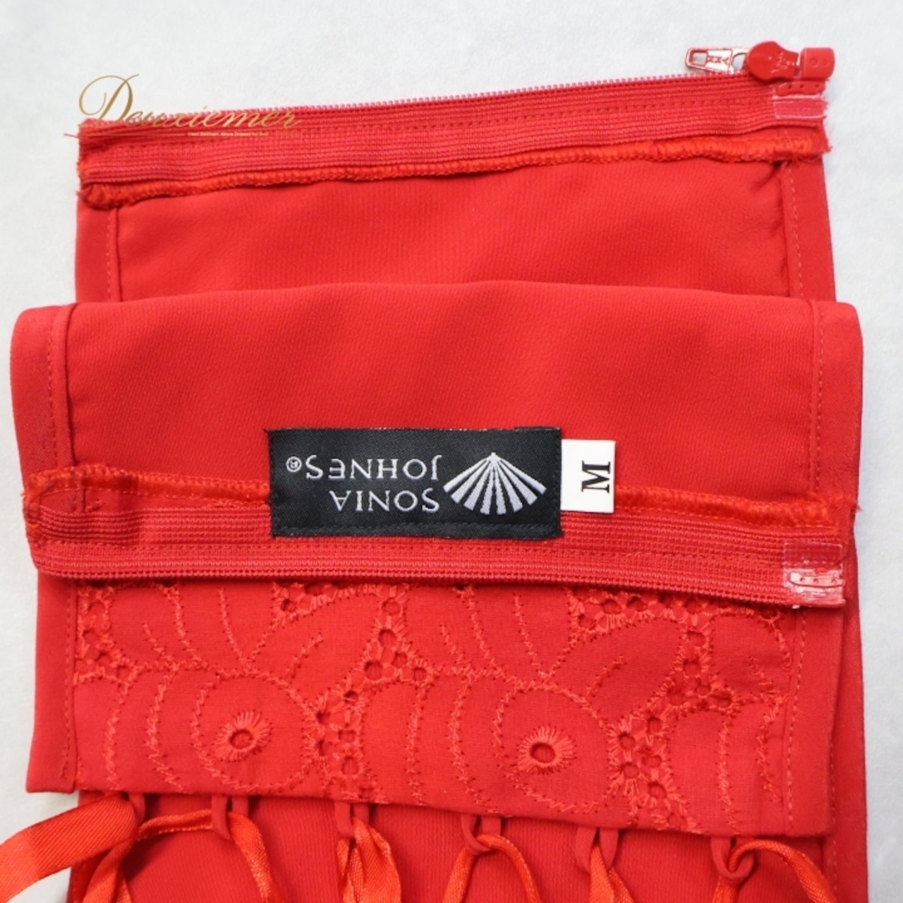 フラメンコ 衣装 ソニアジョーンズ SONIA JOHNES ベルト コルセットベルト サッシュベルト 赤 レッド系 レース リボン 編み上げ ダンス 小物 装飾 フォーマル ステージ衣装 アクセサリー レディース ファッション 衣装小物 おしゃれ ダンスウェア 綺麗 可愛い 赤系