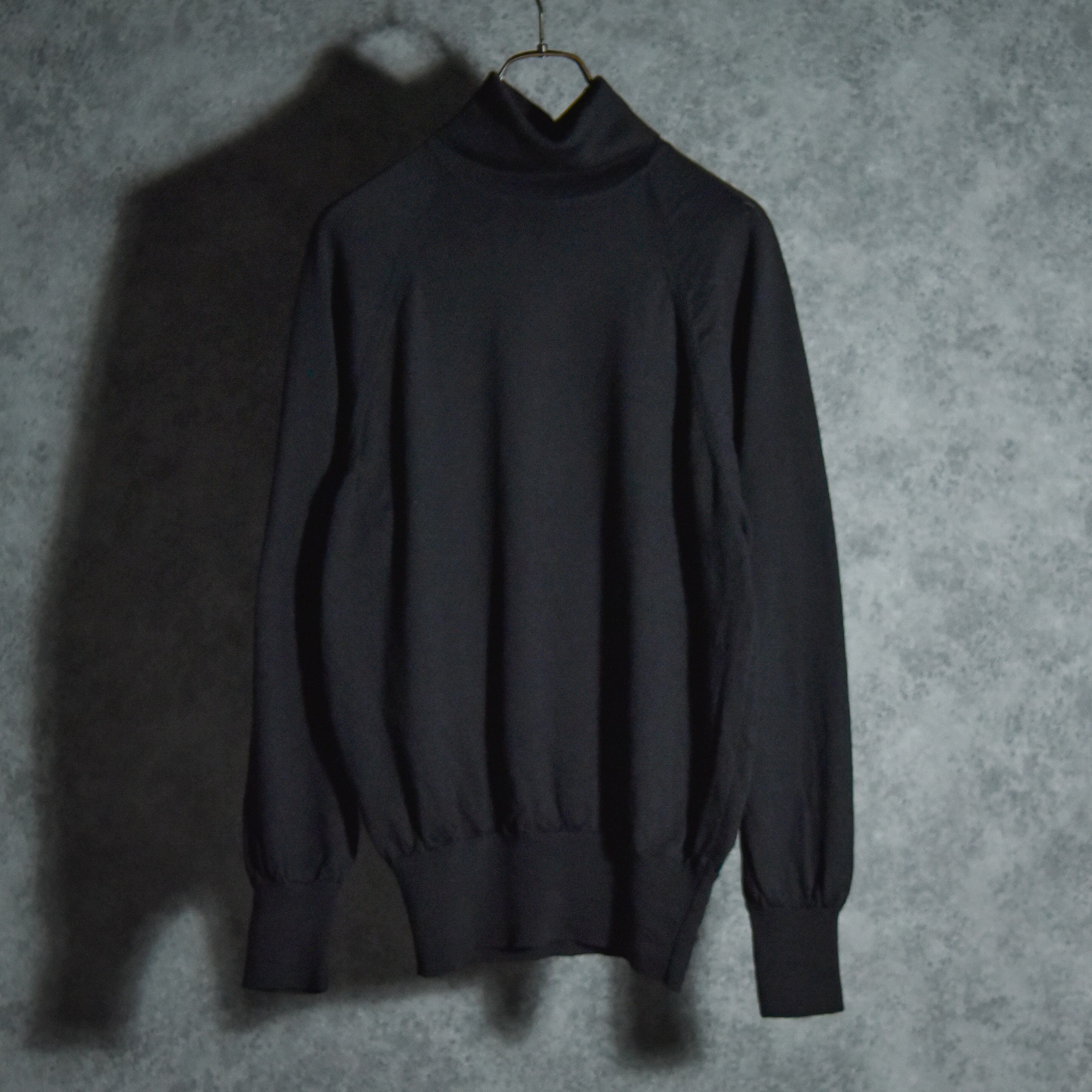 DEAD STOCK】Italian POLIZEI Wool Turtle-neck Sweater DEAD STOCK】Italian POLIZEI Wool Turtle-neck Sweater