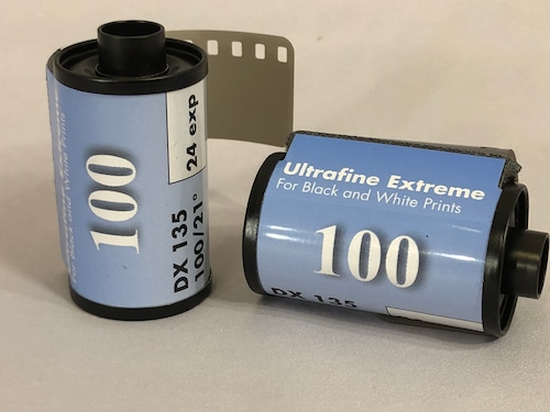 ウルトラファインEX 白黒フィルム ISO100 35mm x 24枚