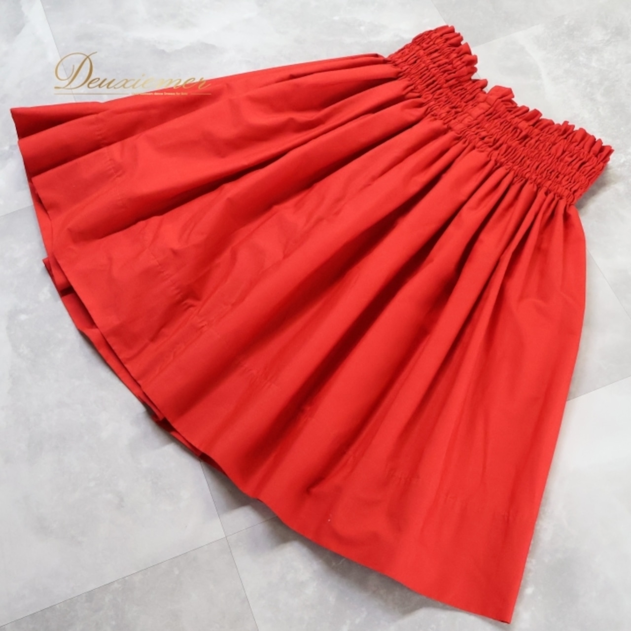 フラダンス 衣装 パウスカート レッド系 CC Fashions ハワイ製 ダブル スカート リバーシブル ハワイアンプリント アロハ ハワイアン 無地 シンプル かわいい おしゃれ 華やか 鮮やか ホワイト系 赤 白 フラ ダンス ふんわり フラダンス衣装 パウスカート リバーシブル スカート ゴムウエスト オシャレ 赤色 ハワイアン柄 ダンスウェア パーティー用 ふんわりスカート レディース かわいいデザイン