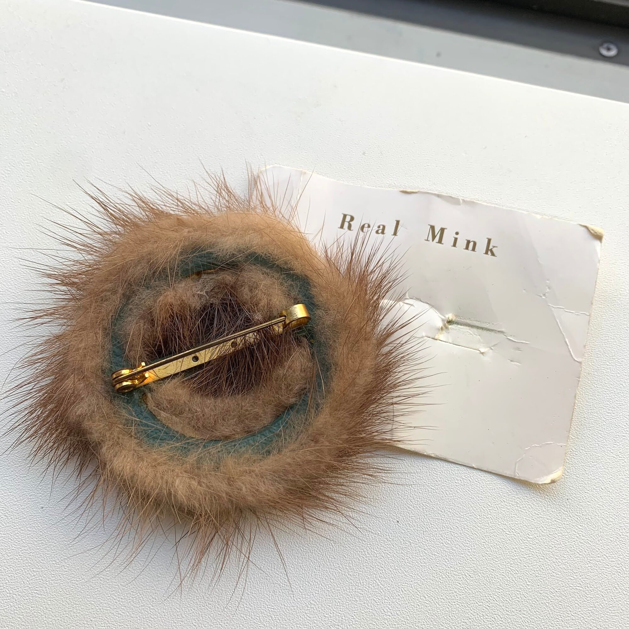 vintage 50s 60s mink fur brooch on card ファーブローチ | Milo