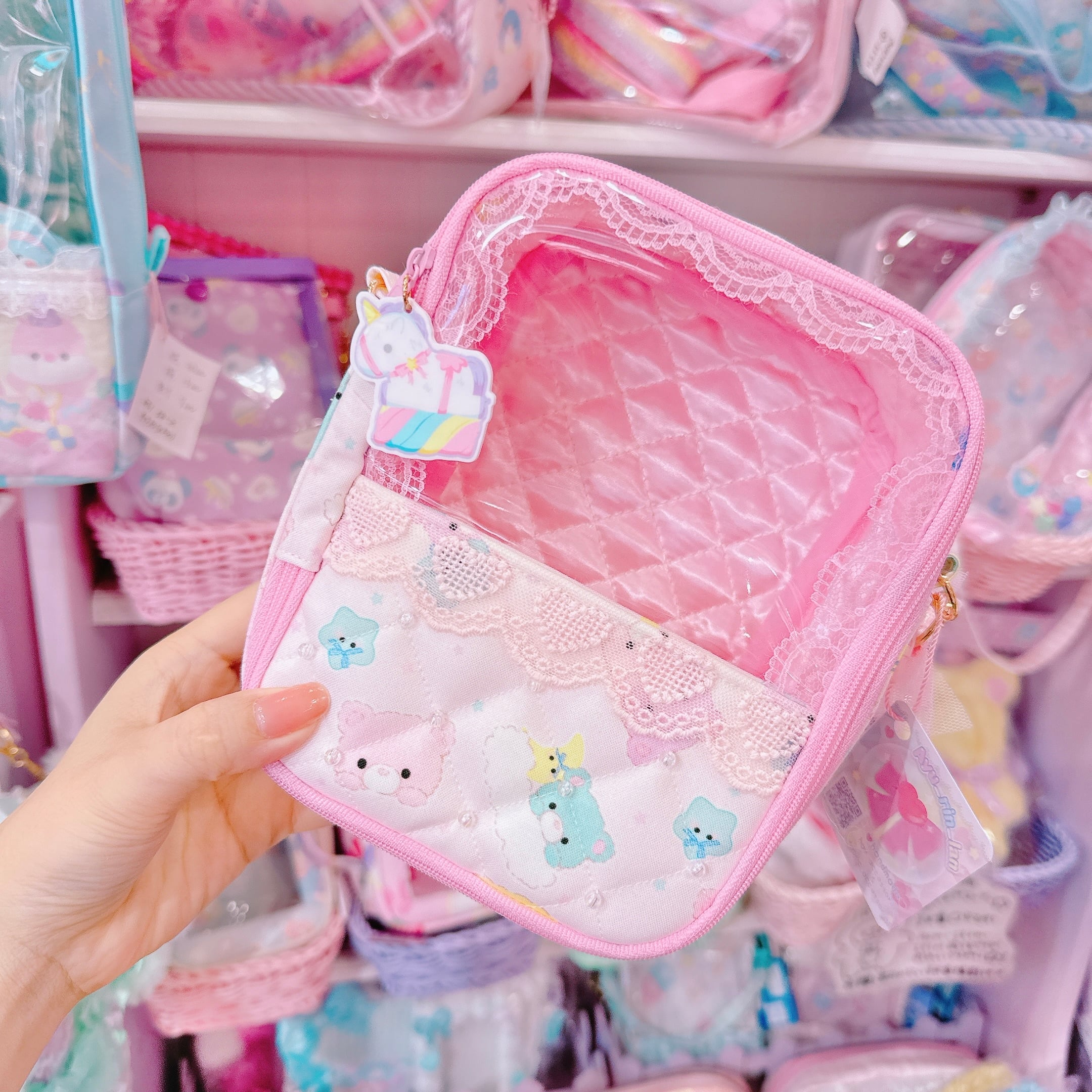 【D8】71-12ぬいぐるみポーチ