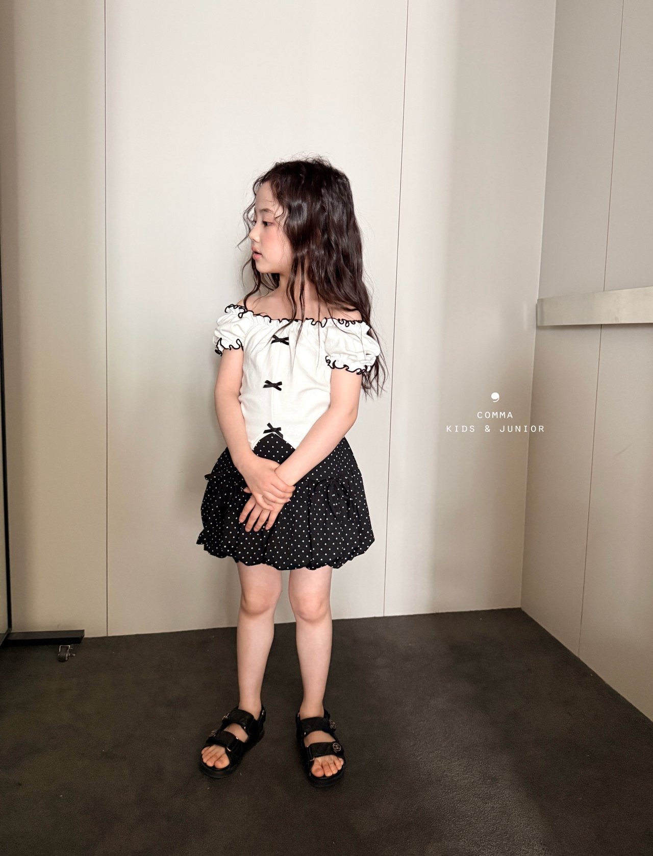 [COMMA] Ribbon Shoulder Tee / [콤마] 리본숄더티