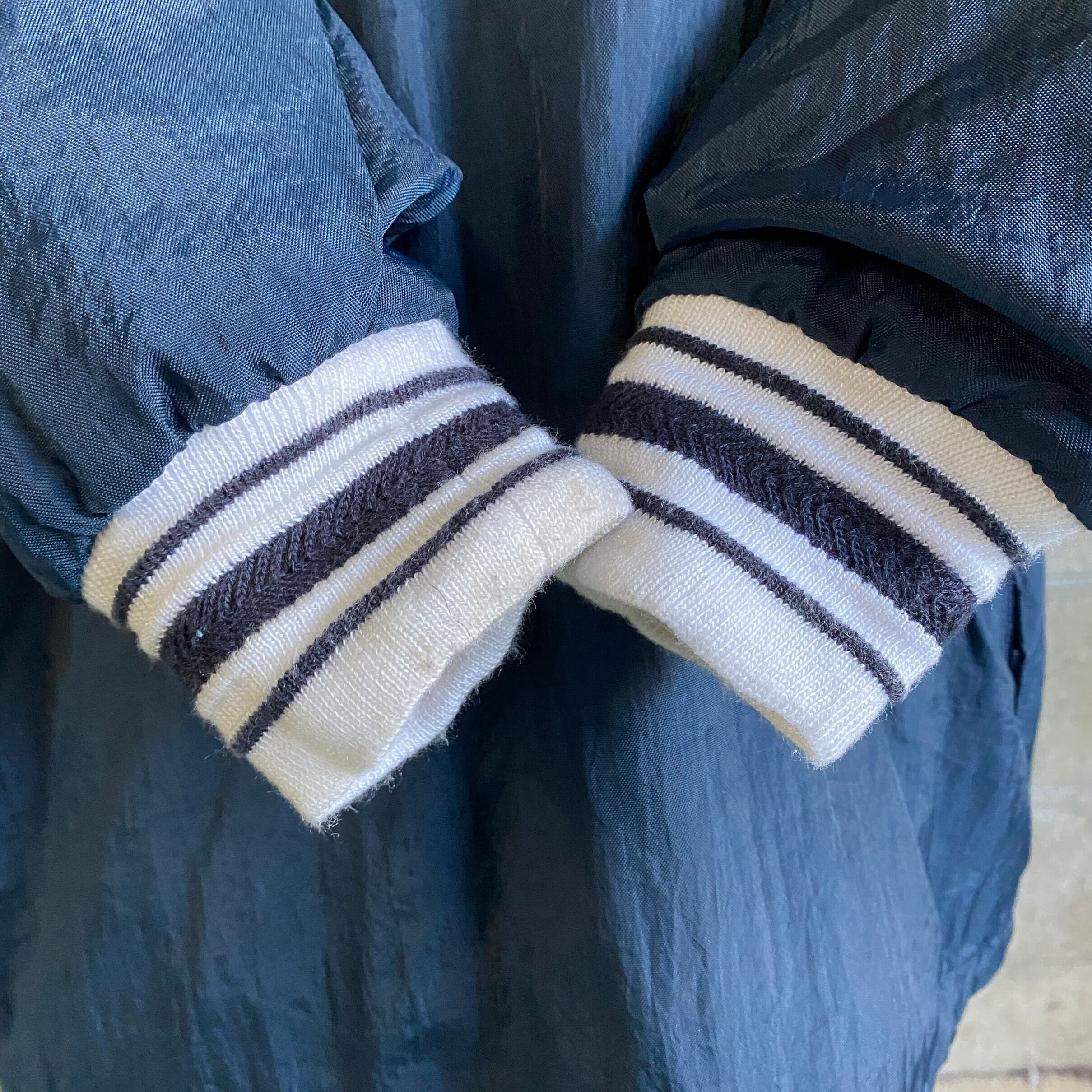 00年代 チャンピオン ワンポイントロゴ刺繍 Vネック プル