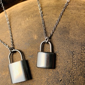 ステンレスパドロックネックレス（Mサイズ）