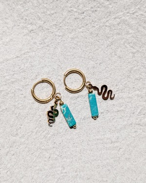 【ピアス】-Hoop Snake-