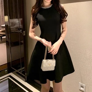 Sparkly neck dress　260118