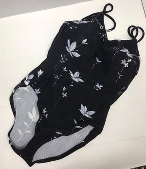 水着　レディース　Mサイズ    Women's Swimwear