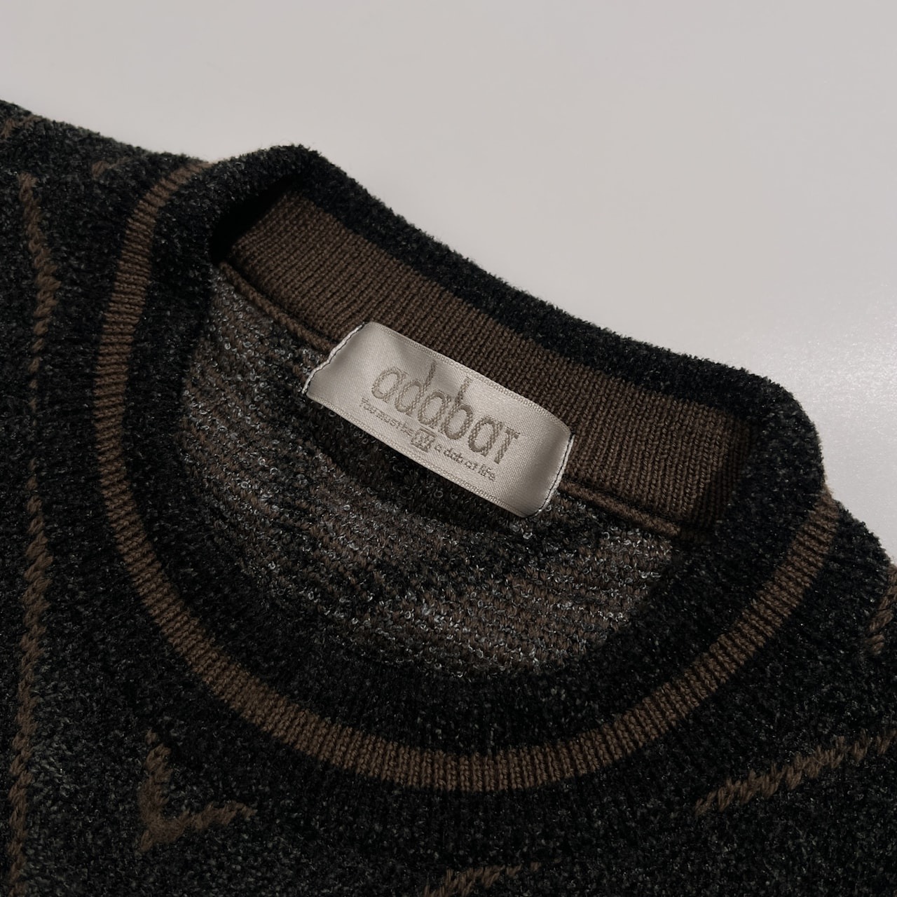 adabat アダバット BIGロゴ入り ウールニットセーター サイズ 4 /メンズ/ゴルフ/ワールド/日本製/チャコールグレー×ブラウン