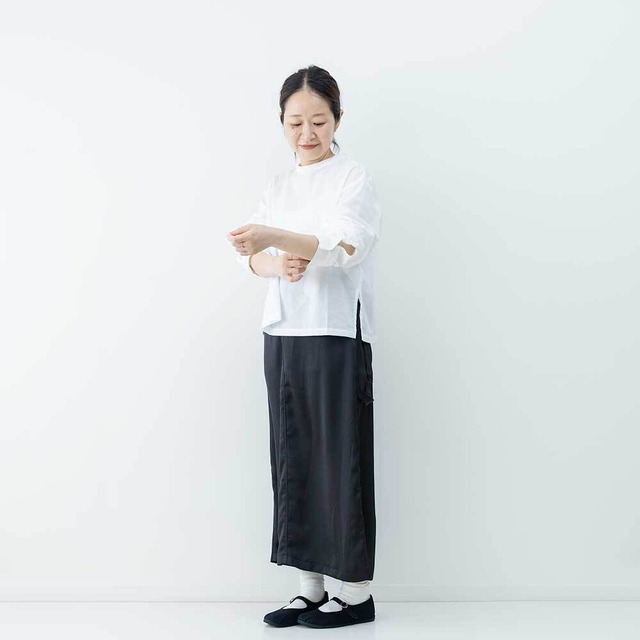 mizuiro ind　フリルカラープルオーバー