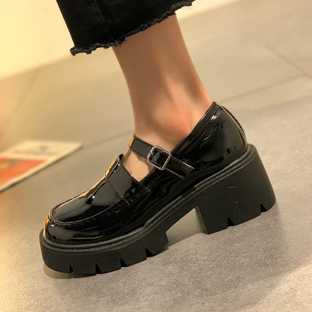 レザースタイルスプリングレッドスタンダード 靴 シューズ レトロ 春物 部族の婦人靴63770495869