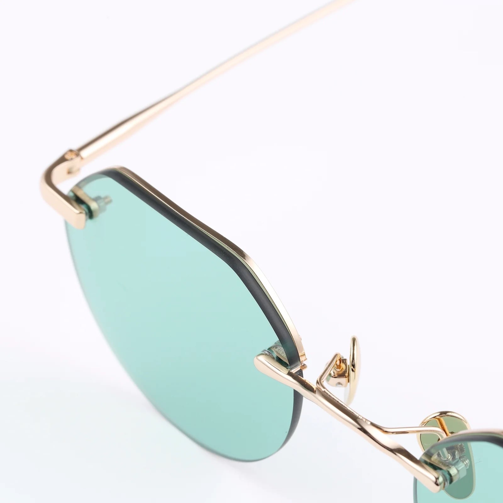 OWN (オウン) #10 GOLD TITANIUM / LIGHT GREEN (3310) | REVERSE STORE