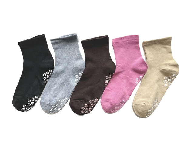 【数量限定】靴下 レディース 滑り止め付 5足組 ソックス レディース 薄手 夏 足裏 すべり止め付 口ゴム ゆったり 5足セット （色はお任せ） E13