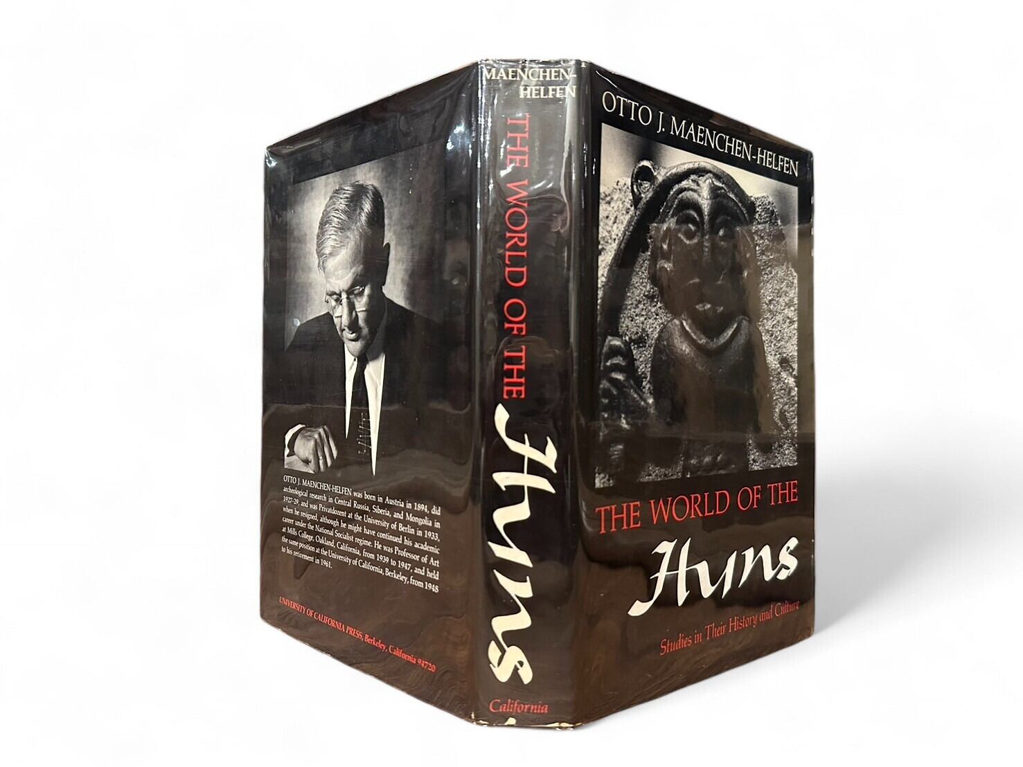 【SS109】【FIRST EDITION】The World of the Huns: Studies in Their History and Culture(1973) / Otto J Maenchen-Helfen